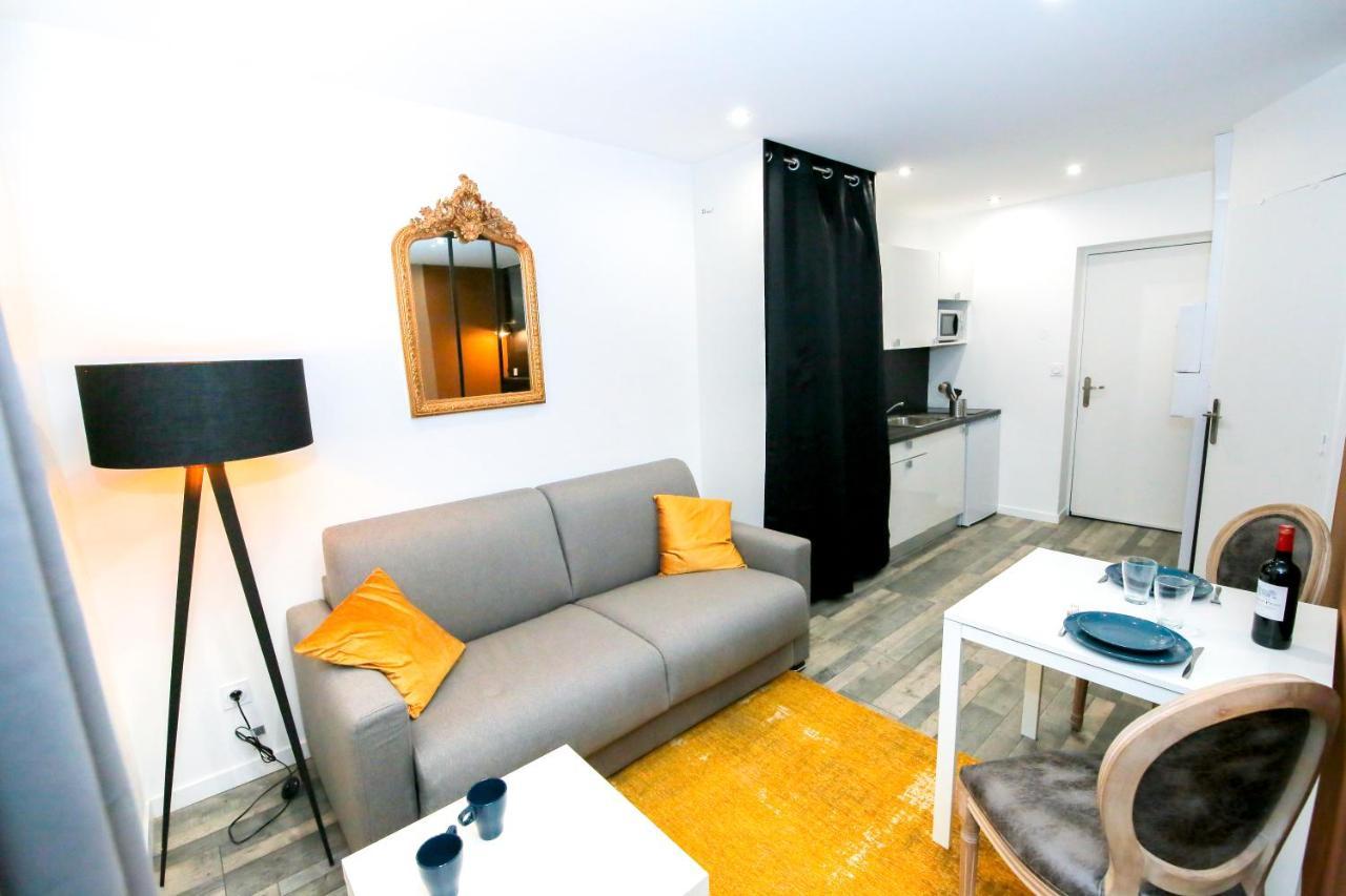 Le Rhinoceros, T1 Hypercentre Chic Et Cosy, Wifi Par Sovalfi Apartment Saint-Etienne  Exterior photo